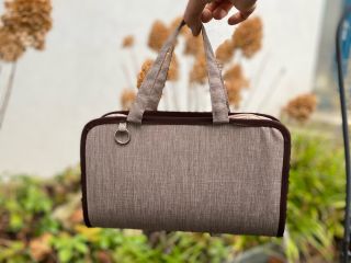 Nasloucháme vašim přáním a je to tu! Nechali jsme ušít béžové aromatašky a organizéry. Od každého dva kousky. Už je...